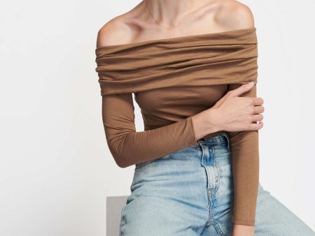 Abana Off Shoulder on Sale